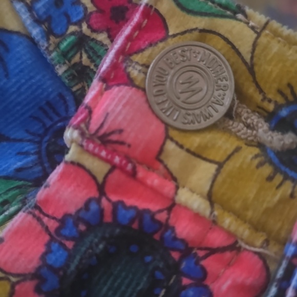 Mother Women's High Waisted Weekender Skimp Track And Flower Fields Jeans - Picture 13 of 15